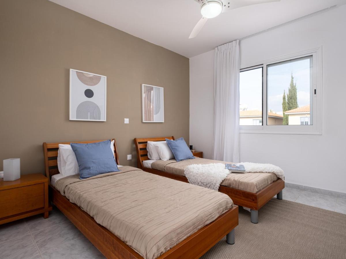Nephele-Stylish 2Bd Townhouse In Kato Paphos Villa Kültér fotó